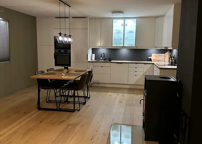 Διαμέρισμα Modern With Parking Kvaloysletta